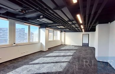 Irodák, adminisztratív helyiségek az bérlés a Bratislava-Ružinov