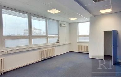 Irodák, adminisztratív helyiségek az bérlés a Bratislava-Staré Mesto