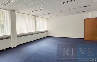 Irodák, adminisztratív helyiségek az bérlés a Bratislava-Ružinov