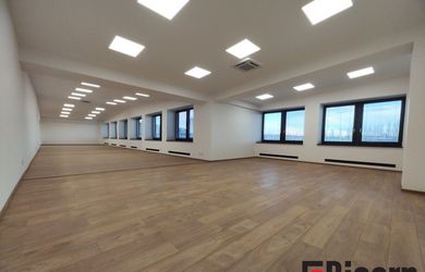 Irodák, adminisztratív helyiségek az bérlés a Košice-Juh
