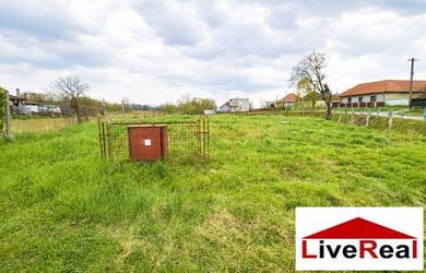 Telek családi háznak az eladás a Blesovce