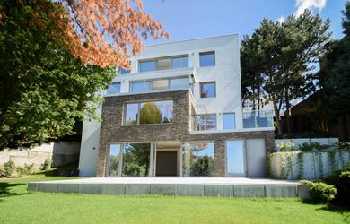 Családi ház az bérlés a Bratislava-Staré Mesto