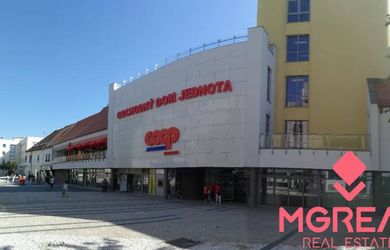 Üzlethelyiségek az bérlés a Trnava