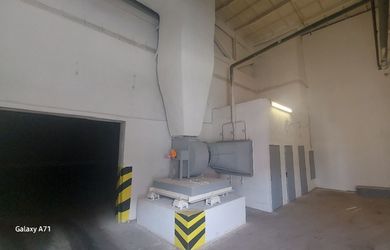 Raktárépület az bérlés a Košice-Nad jazerom