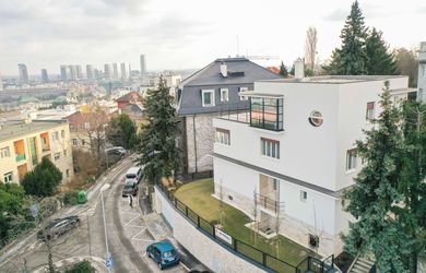 Családi ház az eladás a Bratislava-Staré Mesto