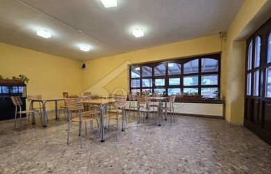 Üzlethelyiség az bérlés a Sverepec