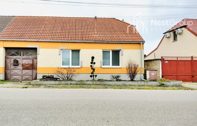 Családi ház az eladás a Čáry