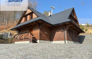 Nyaraló az eladás a Valča