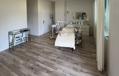 Üzlethelyiségek az bérlés a Bratislava-Rača