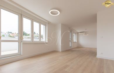 3 szobás lakás az bérlés a Bratislava-Staré Mesto