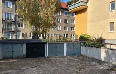 Önálló garázs az eladás a Bratislava-Ružinov