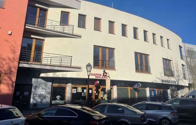 Irodák, adminisztratív helyiségek az bérlés a Trnava