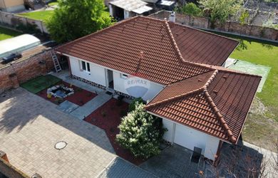 Családi ház az eladás a Dobrohošť