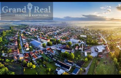 Telek családi háznak az eladás a Kalinkovo