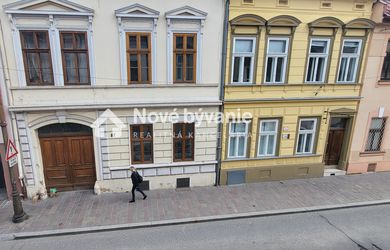 Üzlethelyiségek az bérlés a Košice-Staré Mesto