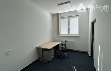 Irodák, adminisztratív helyiségek az bérlés a Bratislava-Rača