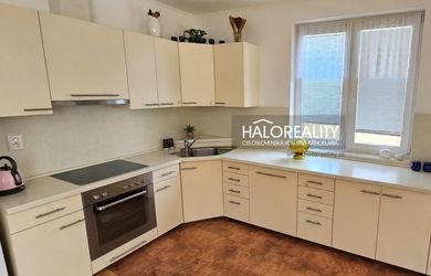 Családi ház az eladás a Bílkove Humence