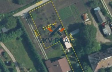 Telek családi háznak az eladás a Moča