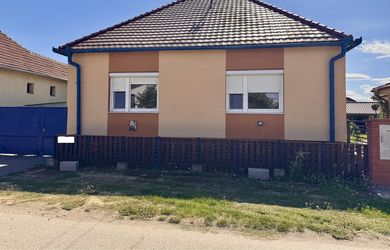 Családi ház az eladás a Šurany